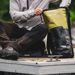 Pelican Sport Exodry 20L Waterproof Dry Bag -Kayak Equipment Store PS3045 00 LS1 8d45d617 54c4 498a b3df c799bd75663b